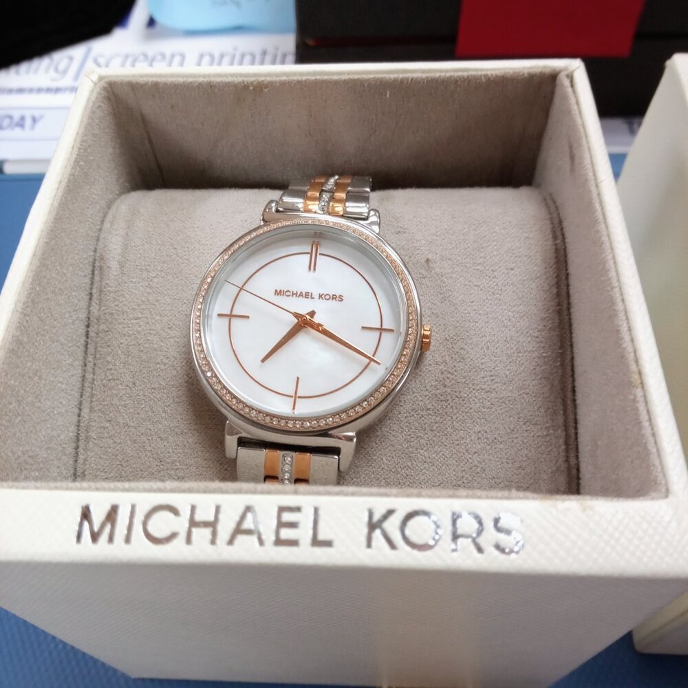 MIchael Kors